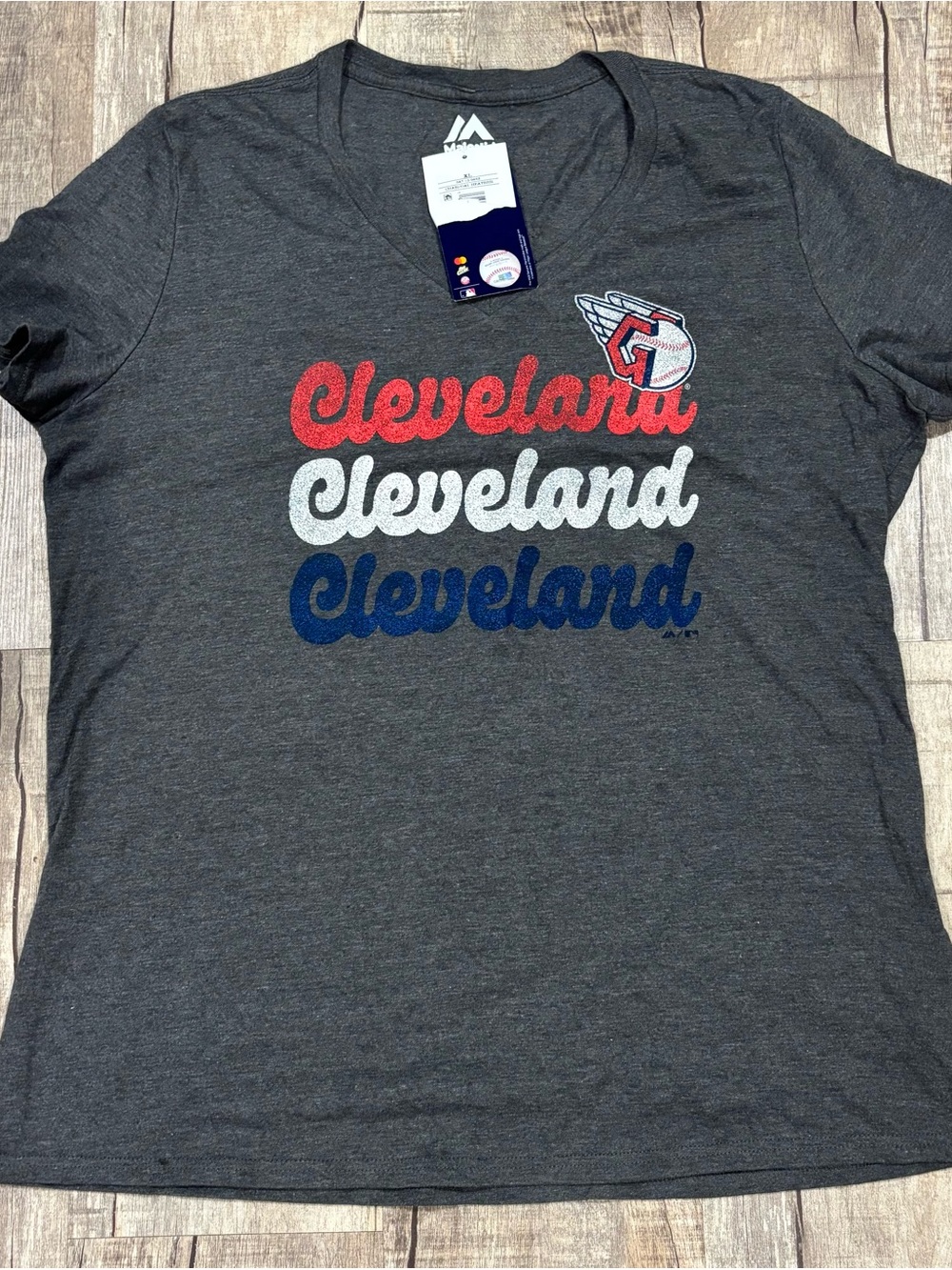 Cleveland Genuine XL V-Neck Tee Heather Grey.
